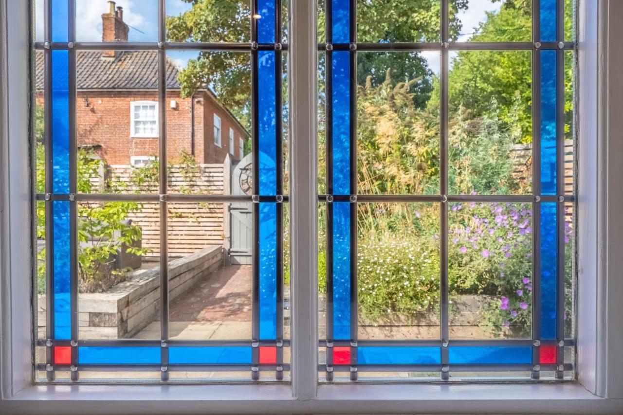 Вилла The Clockhouse North Lopham Экстерьер фото